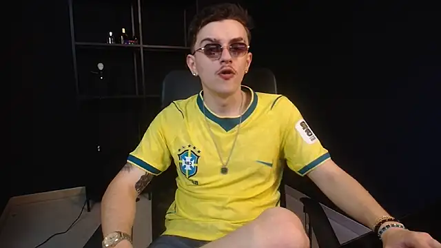 FelixStarkkのウェブカメラショー