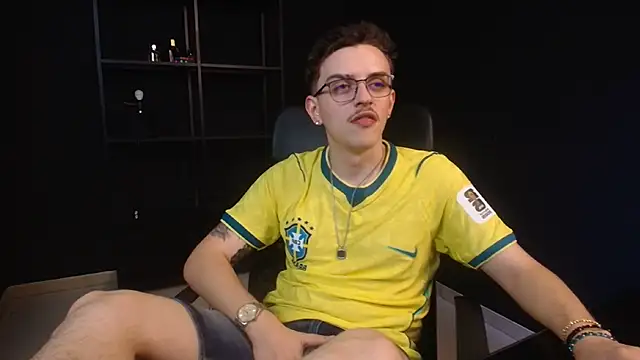 FelixStarkk Pertunjukan Webcam