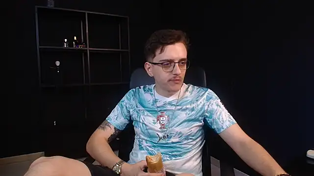 FelixStarkk Pertunjukan Webcam