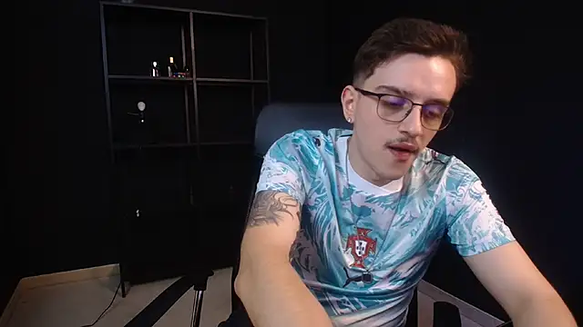 FelixStarkk Adlı Modelin Web Kamerası Şovu