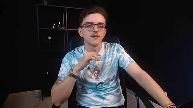Show de FelixStarkk na webcam
