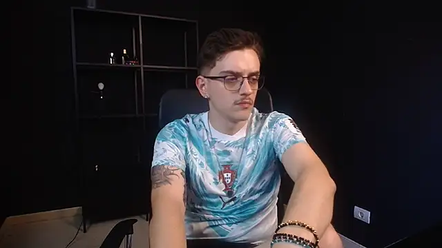 عرض كام FelixStarkk