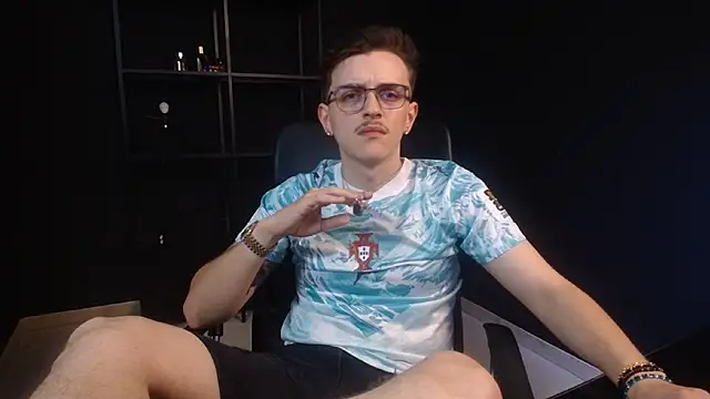 Show de FelixStarkk na webcam
