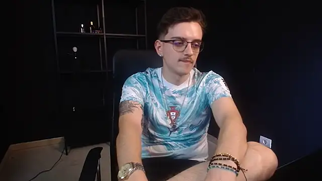 FelixStarkk Pertunjukan Webcam