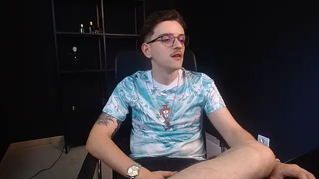 FelixStarkk Pertunjukan Webcam