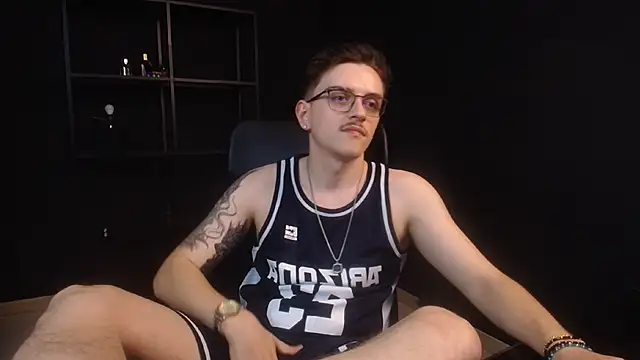 FelixStarkk Pertunjukan Webcam