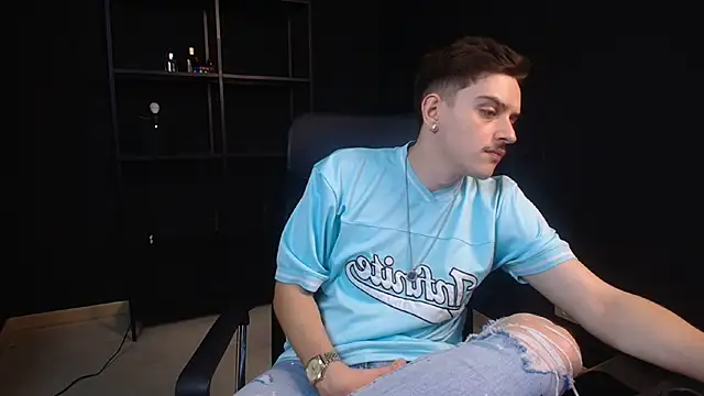 FelixStarkk 在線直播表演