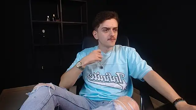 FelixStarkk 网络视讯表演