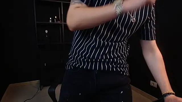 FelixStarkk 网络视讯表演