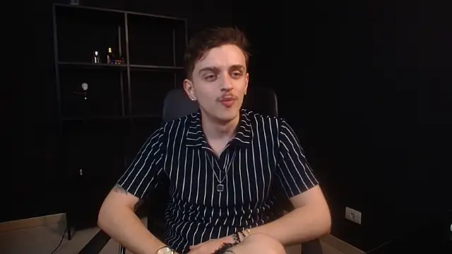 FelixStarkk Pertunjukan Webcam