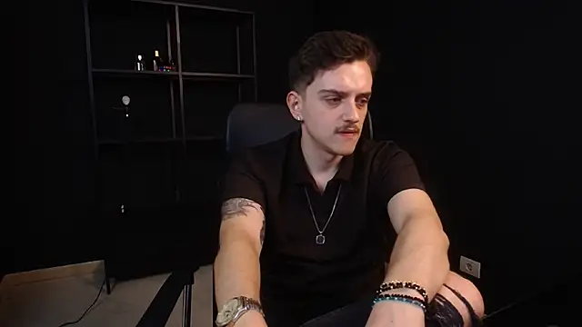 FelixStarkk 在線直播表演