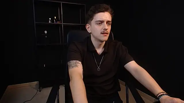 FelixStarkk 网络视讯表演