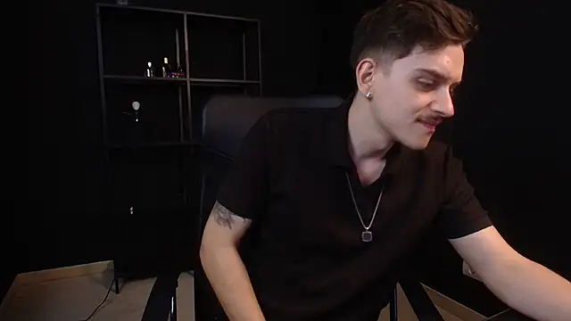 FelixStarkk: вебкам-шоу