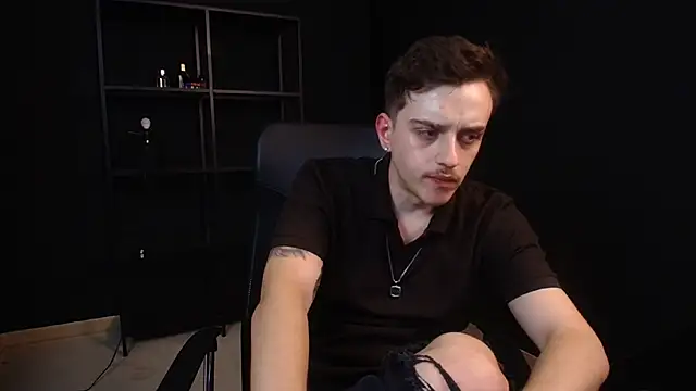 הופעת וובקאם של FelixStarkk
