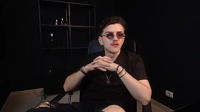 FelixStarkkのウェブカメラショー