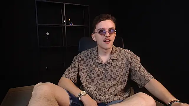 FelixStarkk 在線直播表演