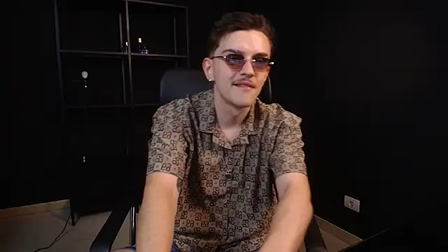 FelixStarkk Pertunjukan Webcam