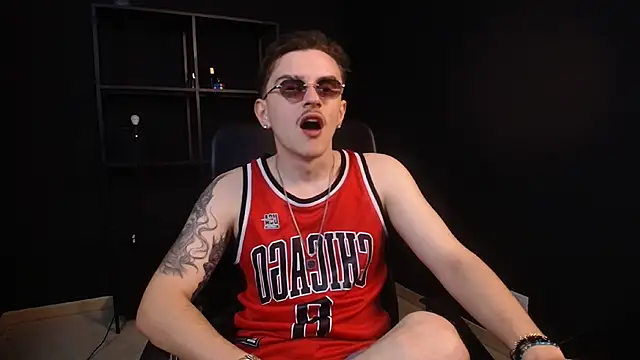 FelixStarkk 网络视讯表演