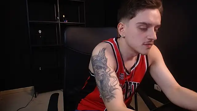 FelixStarkk Show in webcam