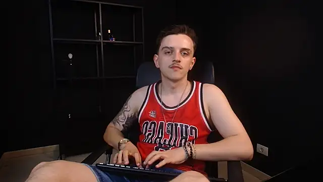 FelixStarkk 在線直播表演