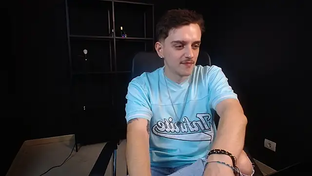 FelixStarkk Adlı Modelin Web Kamerası Şovu