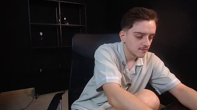 FelixStarkk Pertunjukan Webcam