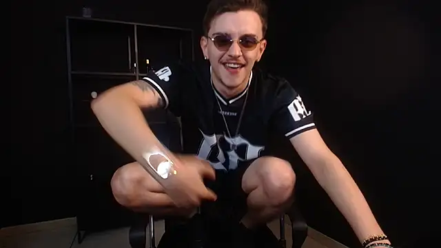 FelixStarkk Show Webcam