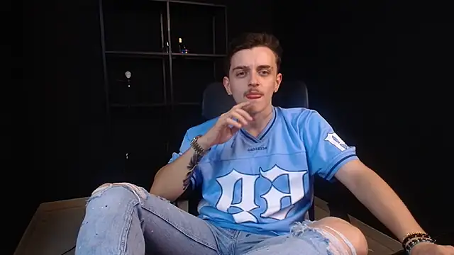 FelixStarkk Pertunjukan Webcam