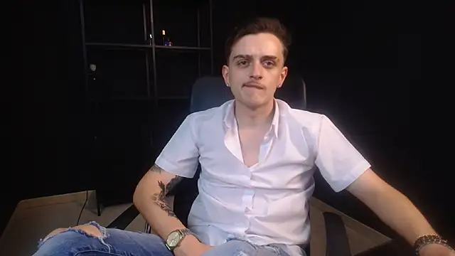 Show modela FelixStarkk na web-kameri