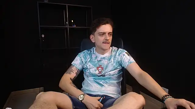 FelixStarkk Pertunjukan Webcam