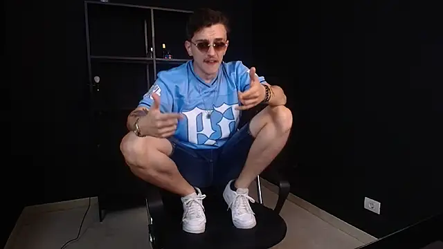 FelixStarkk Pertunjukan Webcam