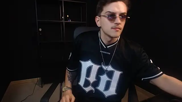 FelixStarkk webkamerás műsora