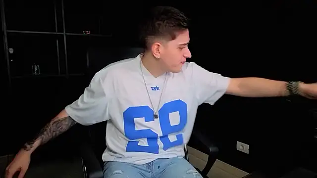 عرض كام FelixStarkk
