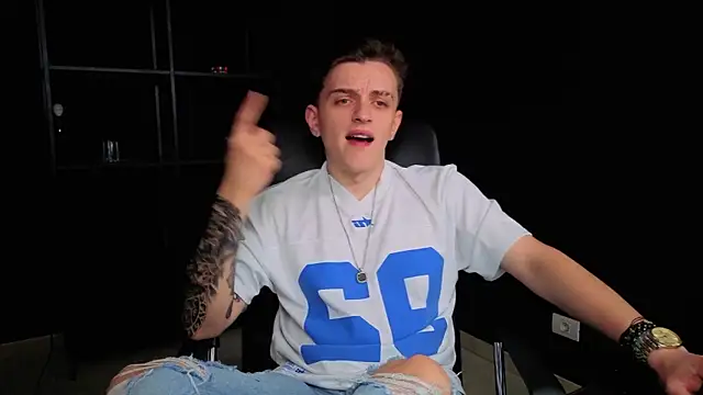 FelixStarkk – Kamerová šou