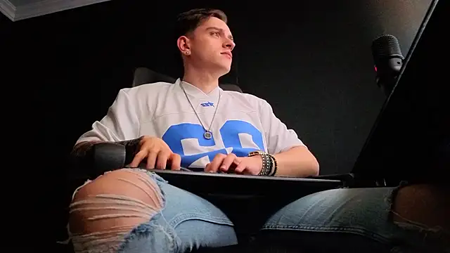 FelixStarkk – Kamerová šou