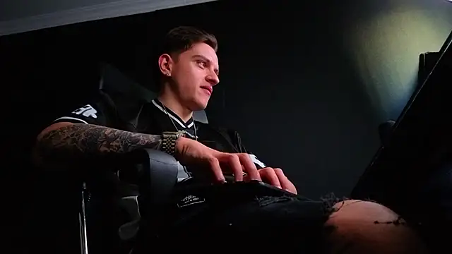 Вебкам-шоу FelixStarkk