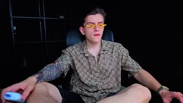 FelixStarkk Шоу с уебкамера