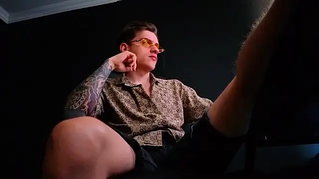 Show modela FelixStarkk na web-kameri