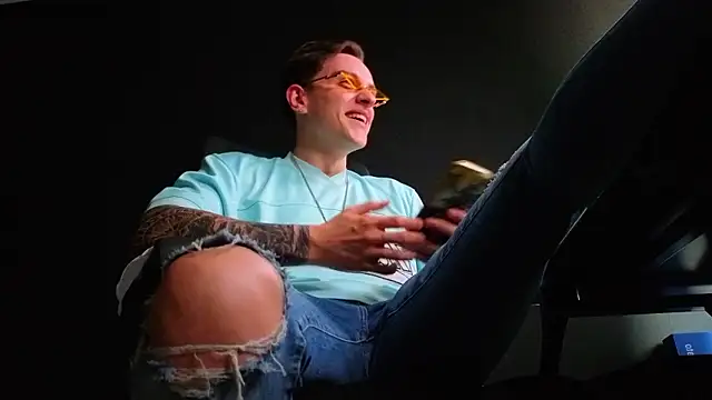 FelixStarkk 在線直播表演