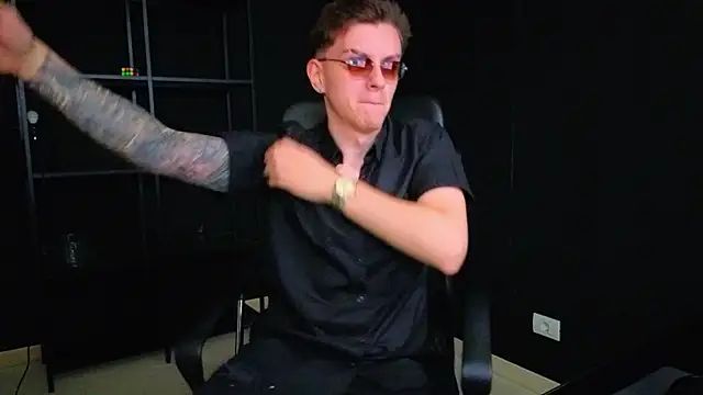FelixStarkk webkamerás műsora