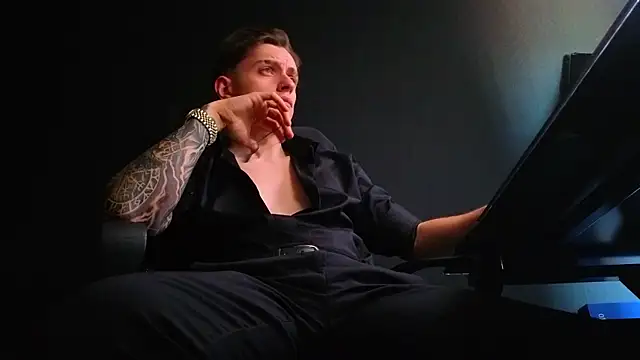 FelixStarkk webkamerás műsora