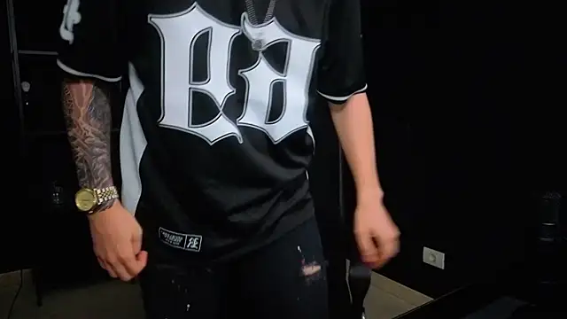 FelixStarkk 网络视讯表演