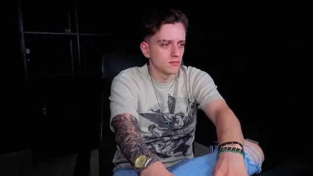 Pokazy przed kamerką – FelixStarkk