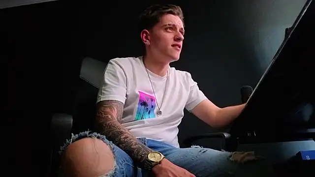 FelixStarkk 在線直播表演