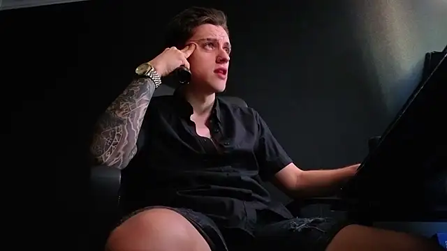 FelixStarkk 网络视讯表演