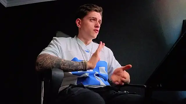 FelixStarkk webcam show