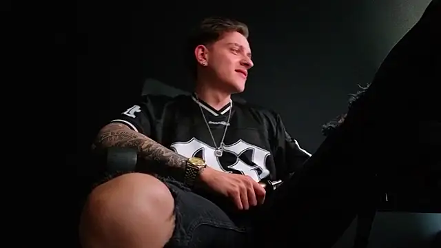 FelixStarkk Шоу с уебкамера