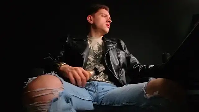 הופעת וובקאם של FelixStarkk