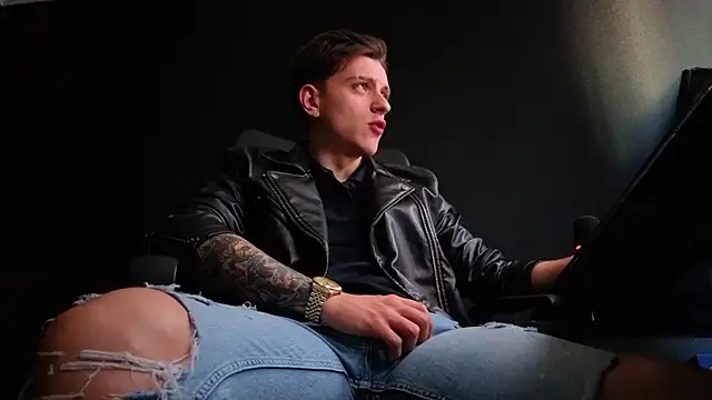 FelixStarkk Show in webcam