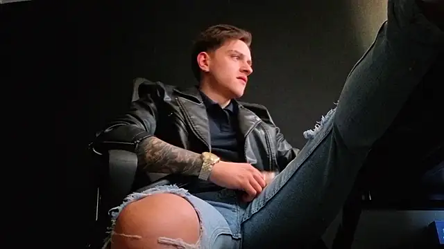 Show modela FelixStarkk na web-kameri